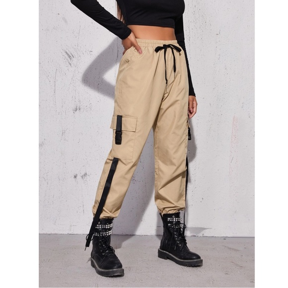 Rouge! Pants - Tan Cargo Jogger Pants Black Details Pockets